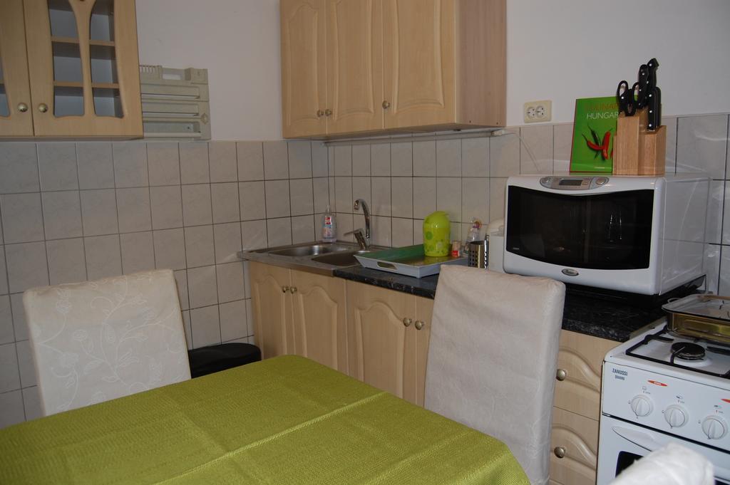 Delibab Apartment Budapest Zimmer foto